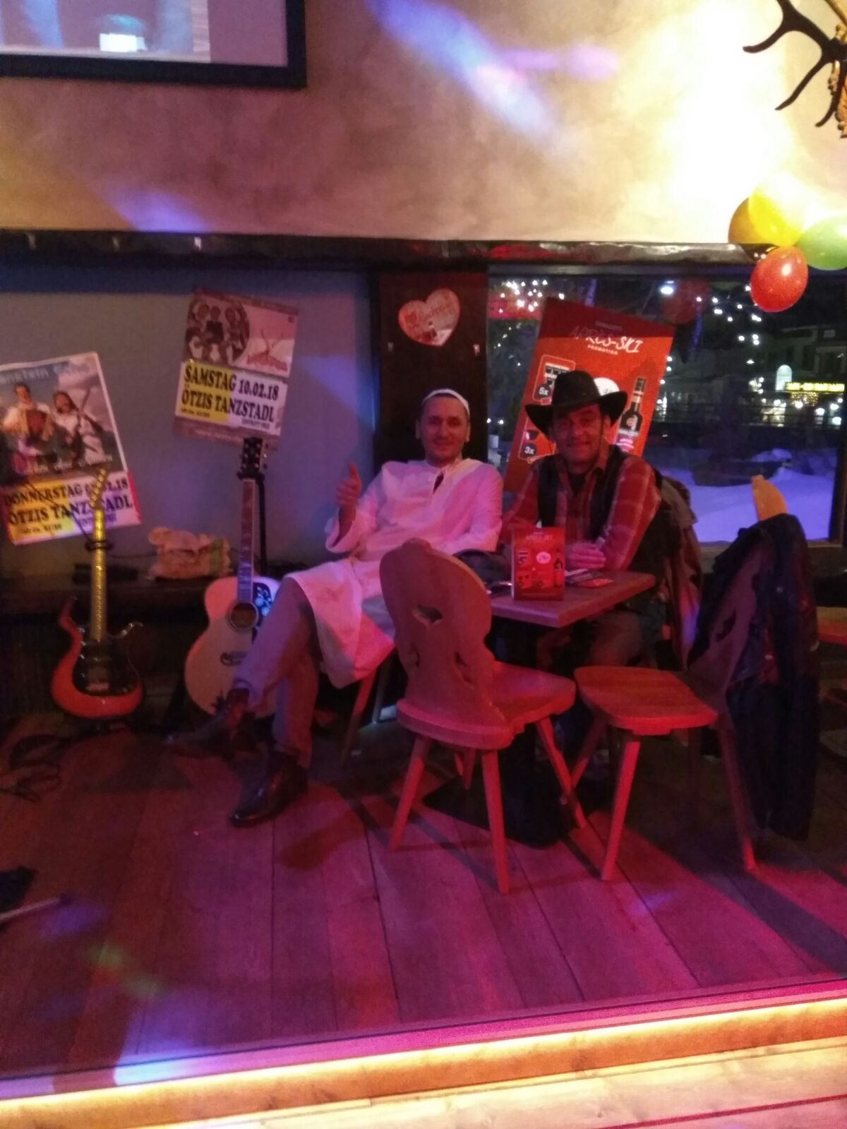 Unsinner Donnerstag Maskenball 8.2. 2018 - Ötzis Tanzstadl Sölden - Vorschaubild 1